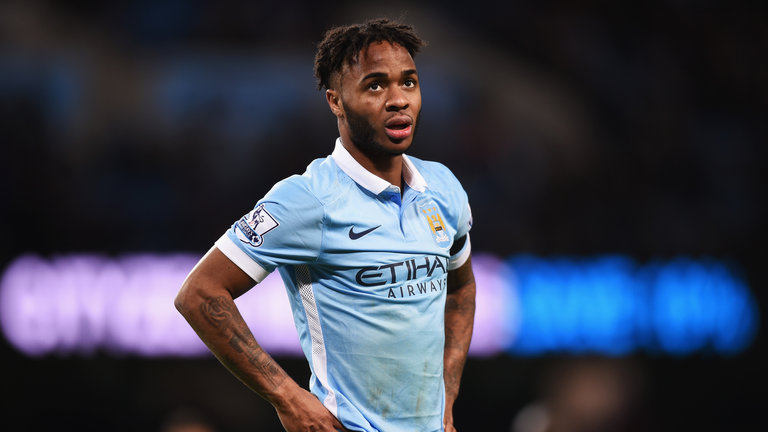 Kemungkinan Besar Sterling Akan Diturunkan Saat Melawan Arsenal
