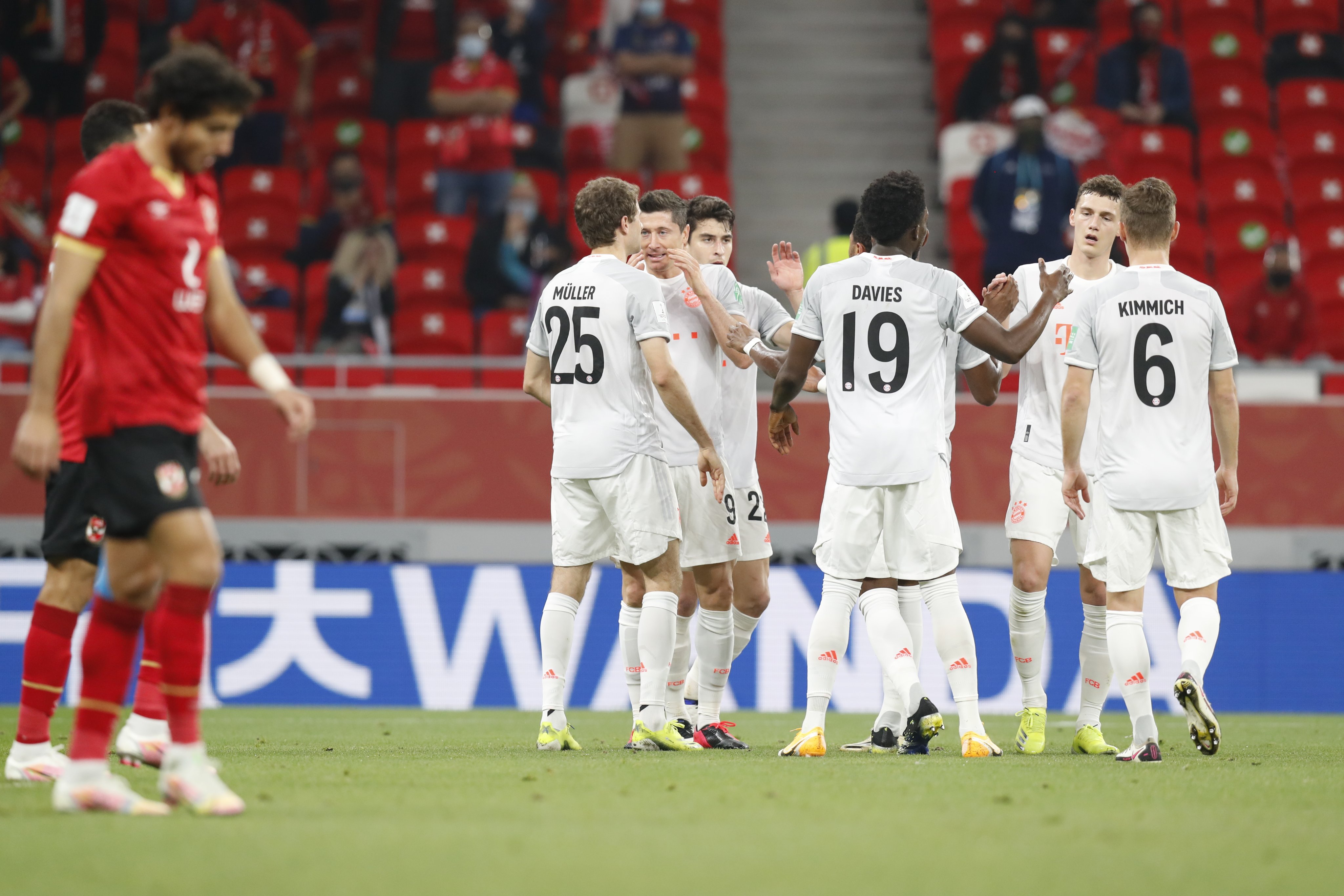 Al Ahly 0-2 Bayern Munchen: Brace Lewandowski Bawa Die Roten ke Final