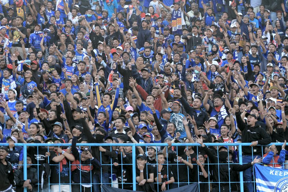 Arema FC Puji Konsistensi Aremania Selama Putaran Pertama Liga 1