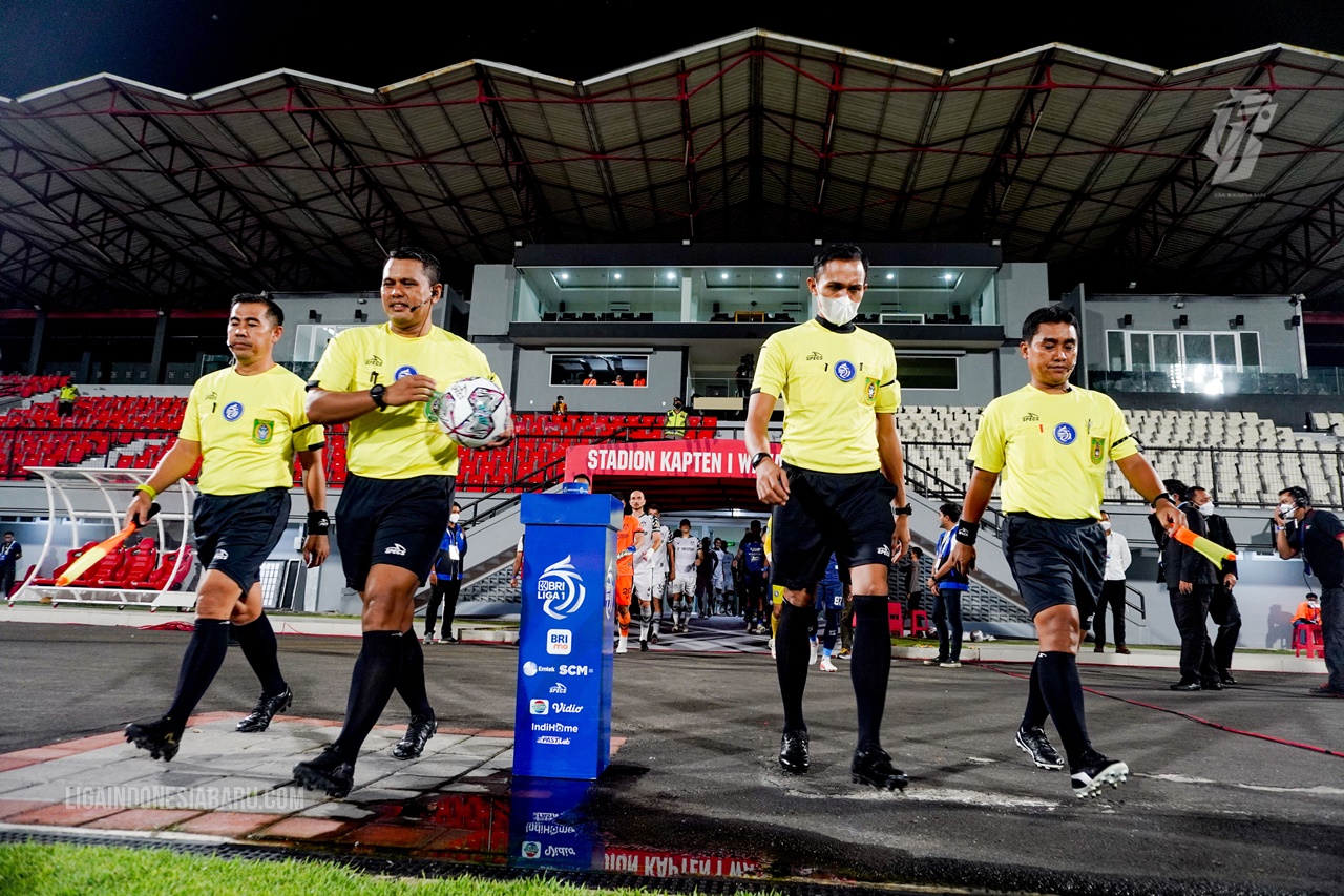Komite Wasit PSSI: Penggunaan Asisten Wasit Gawang Masih Terkendala Alat