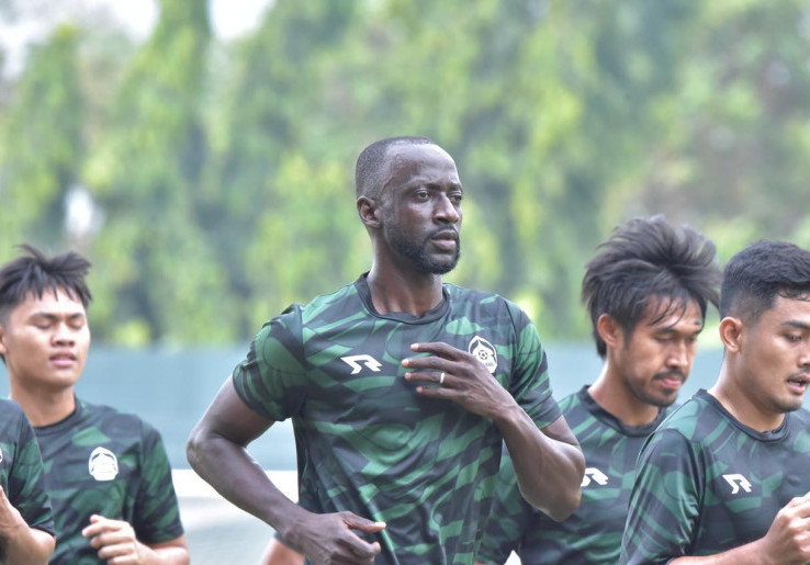 Gabung Persikabo 1973, Makan Konate Reuni dengan Djajang Nurdjaman dan Abdul Rahman