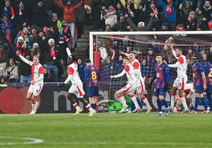 Gagal Clean Sheet Lagi, Barcelona Diminta Segera Benahi Lini Belakang