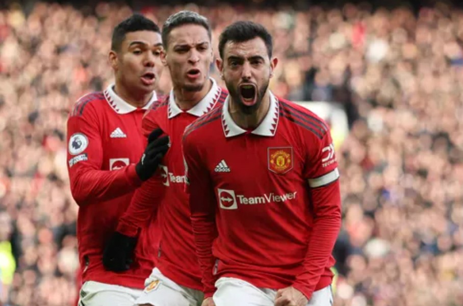 Manchester United 2-1 Manchester City: Gol Kontroversial Nodai Derby
