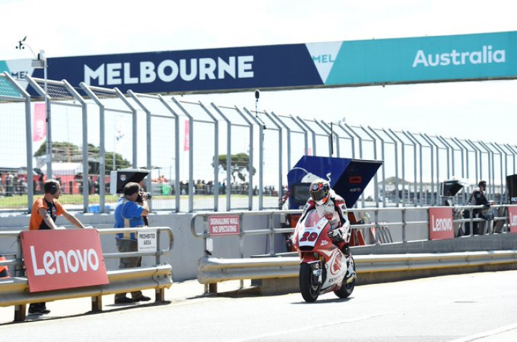 Kualifikasi Moto2 Australia: Ulang Tahun, Dimas Ekky Posisi 32 