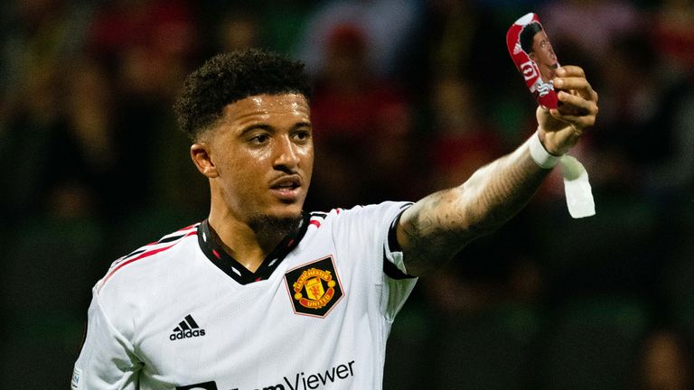 Jadon Sancho Diabaikan Timnas Inggris, Legenda Manchester United Bereaksi