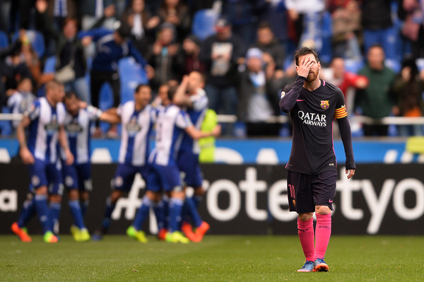 Barcelona Terpeleset di Markas La Coruna