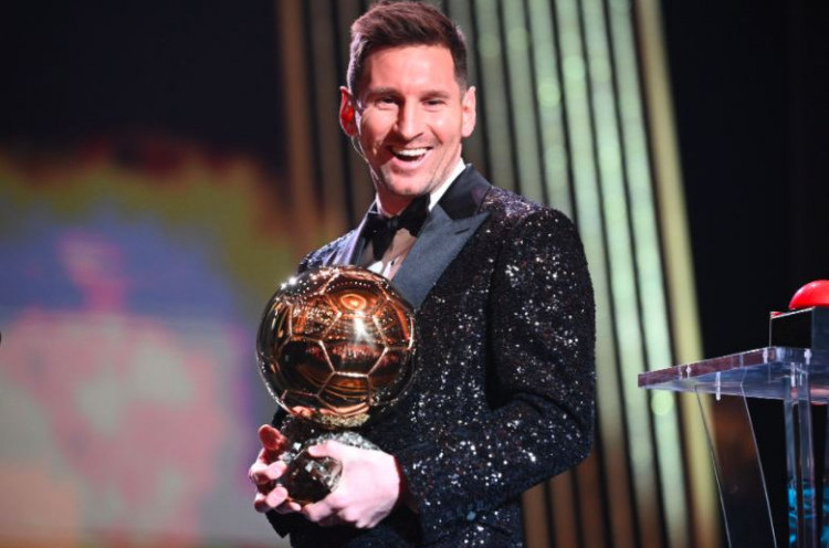 Lionel Messi Menangi Ballon d'Or Ketujuh, Cristiano Ronaldo Tak Masuk Lima Besar