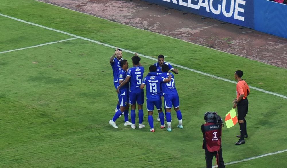 Persib Bandung Satu Grup dengan Klub Pratama Arhan di ACL Two 2025/2026
