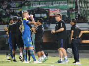 Robert Rene Alberts: Persib Tunjukkan Mental dan Pantas Menang atas Persebaya