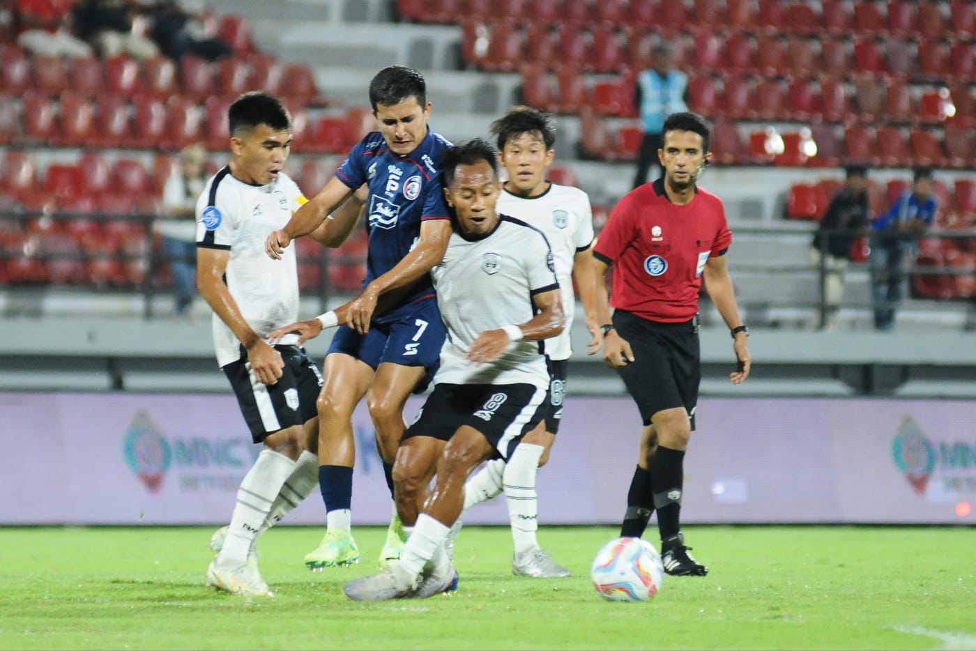 Pelatih Sementara Arema FC Bingung Singo Edan Tak Pernah Menang