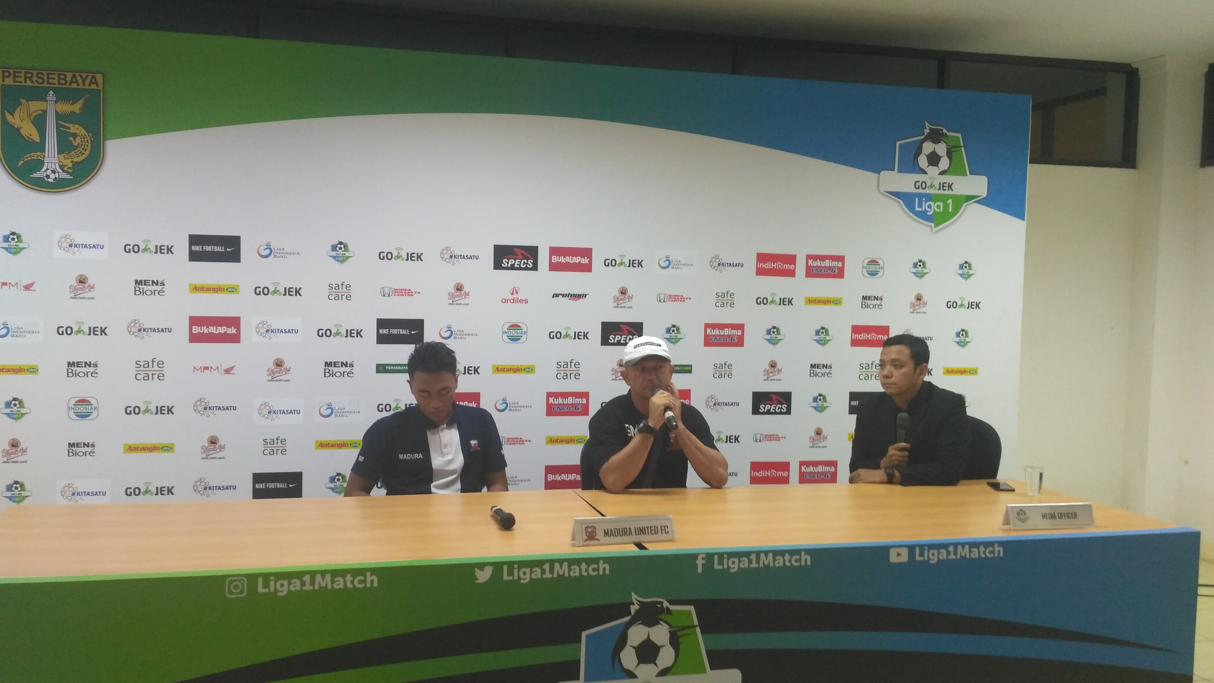 Pelatih Madura United Nilai Permainan Persebaya Sangat Cepat