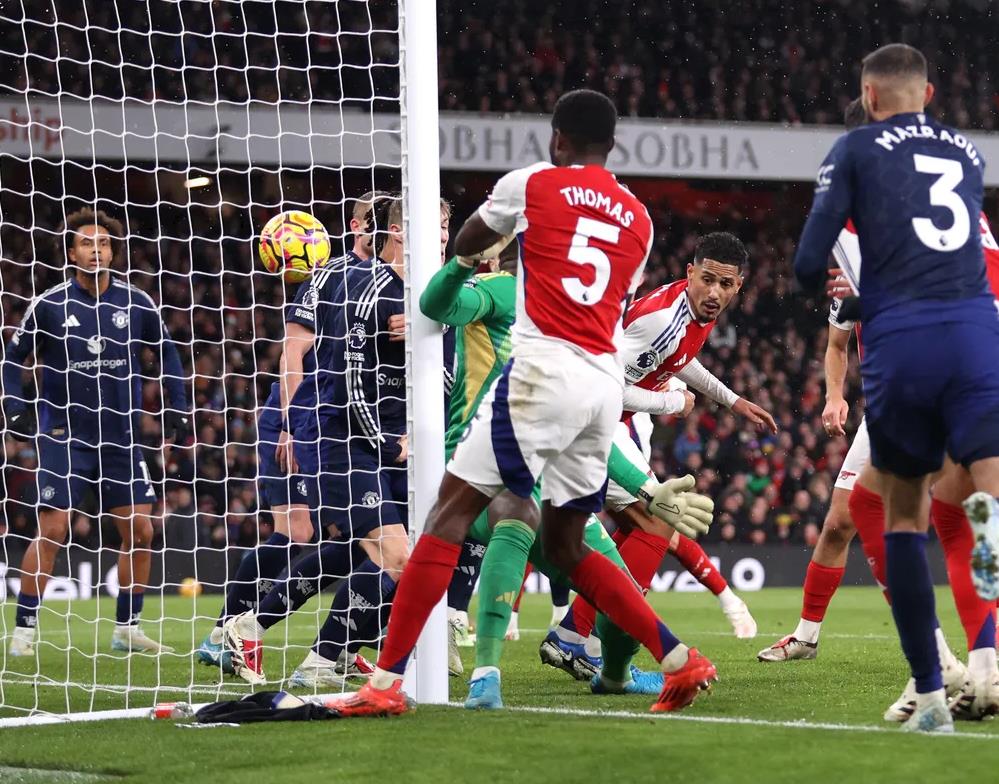 Arsenal 2-0 Manchester United: Situasi Bola Mati Jadi Pembeda, Ruben Amorim Telan Kekalahan Perdana