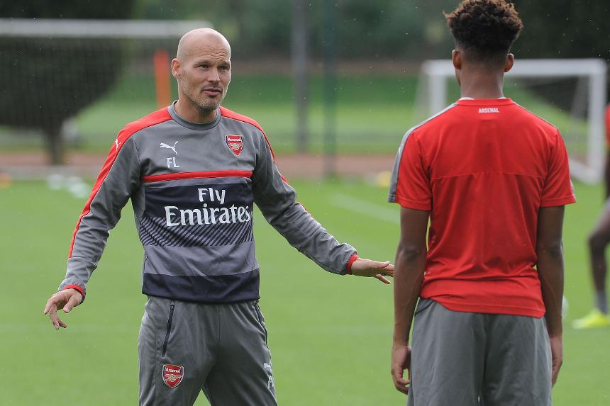 Ljungberg Ingin Membuat Arsenal Kembali Tersenyum