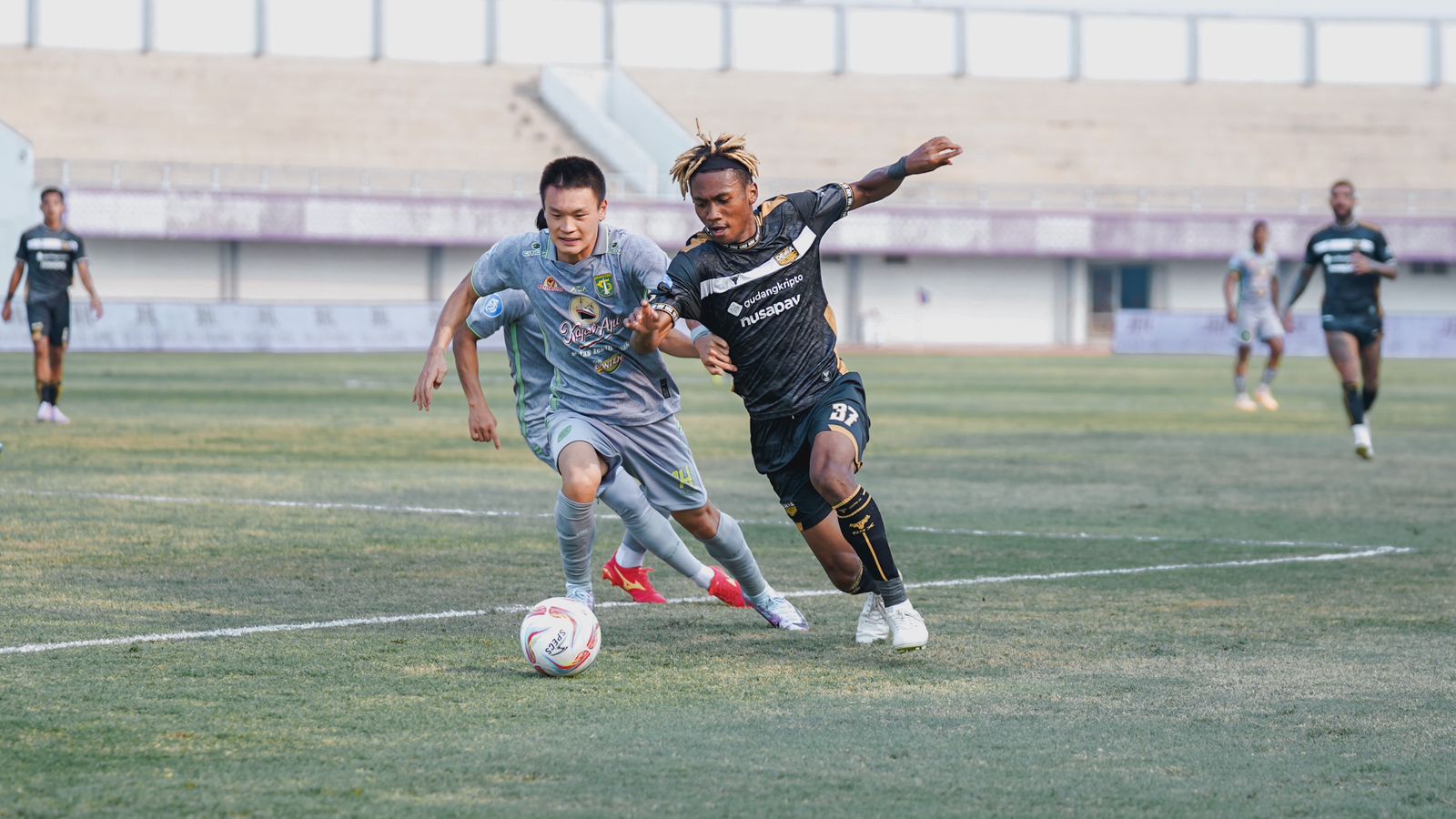 Jan Olde Ungkap Penyebab Dewa United FC Imbang Kontra Persebaya