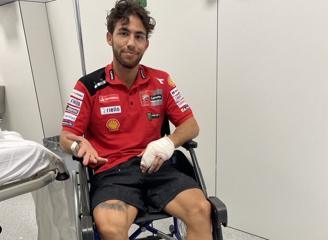 Enea Bastianini Harus Naik Meja Operasi
