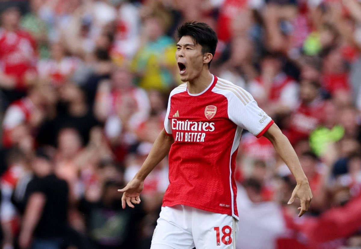 Terus Cari Amunisi Baru, AC Milan Tertarik Rekrut Takehiro Tomiyasu dengan Status Bebas Transfer