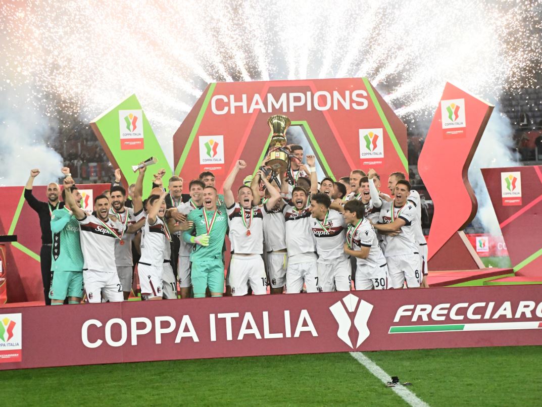 Kalahkan AC Milan dan Raih Titel Coppa Italia, Pencapaian Bologna Jadi Hadiah Spesial untuk Vincenzo Italiano