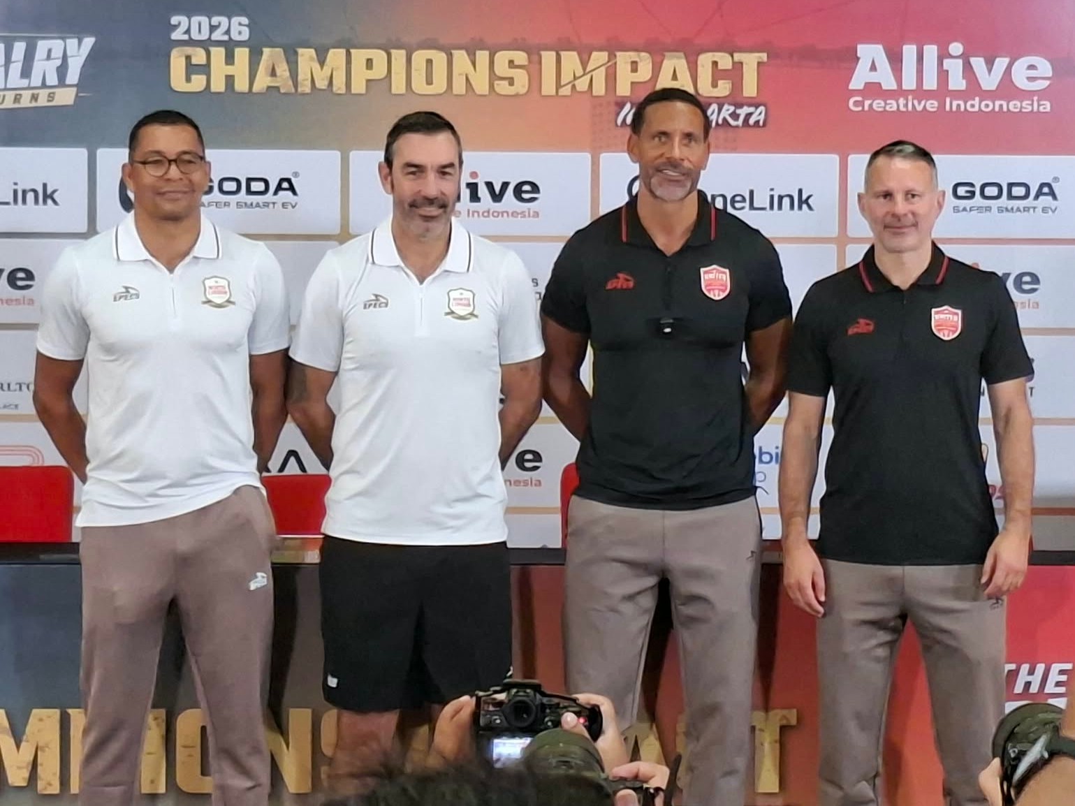 Perang Bintang di GBK, Generasi Invincibles Arsenal vs Legenda Manchester United
