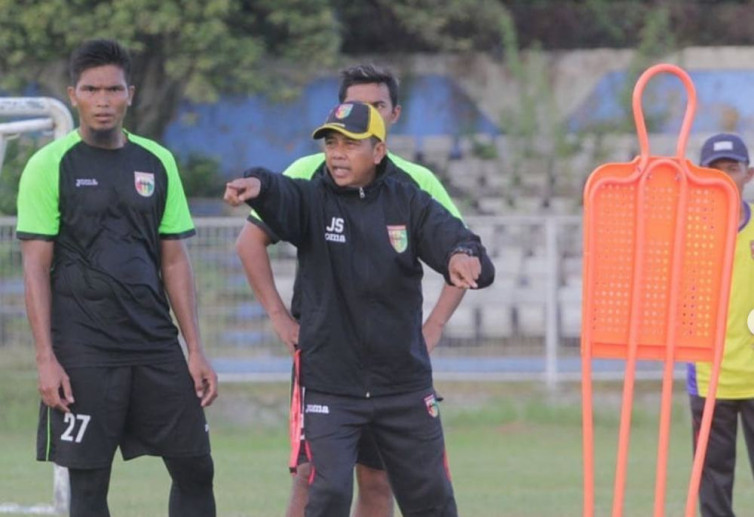 Liga 2: Mitra Kukar Libur Lagi, Jafri Sastra Pasrah Nasib Kompetisi