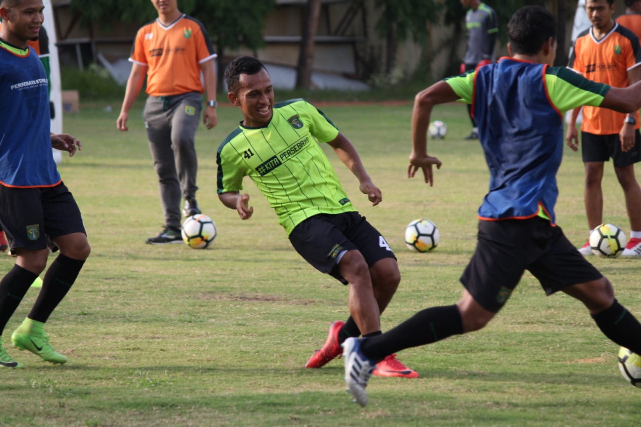 Persebaya Belum Ada Striker, Irfan Jaya dan Oktafianus Fernando Diandalkan