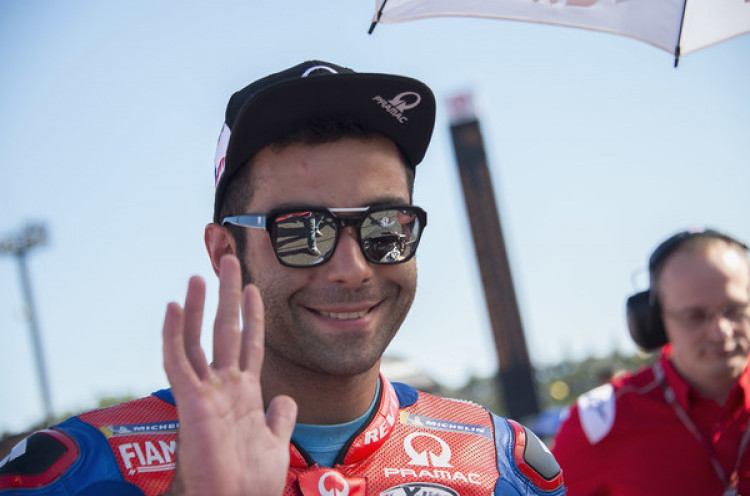 Hari Terakhir Tes MotoGP Sepang: Petrucci Tercepat, Rossi Ungguli Marquez