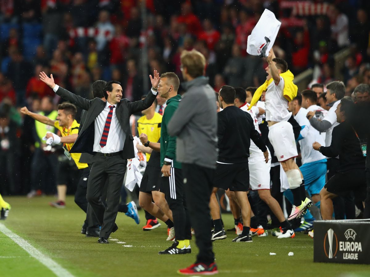 Nostalgia - Ketika Unai Emery Hadirkan Mimpi Buruk untuk Liverpool