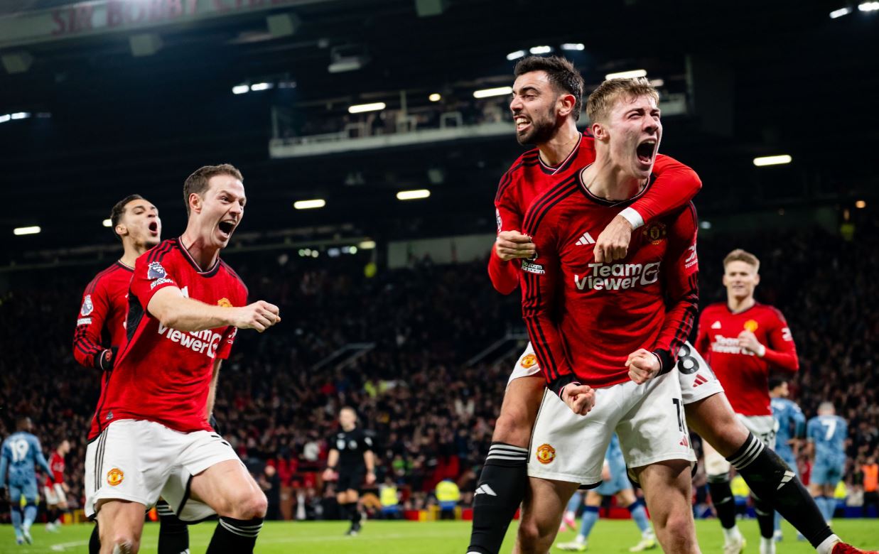 Hasil Laga Boxing Day: Manchester United Menang Dramatis, Liverpool ke Puncak Klasemen