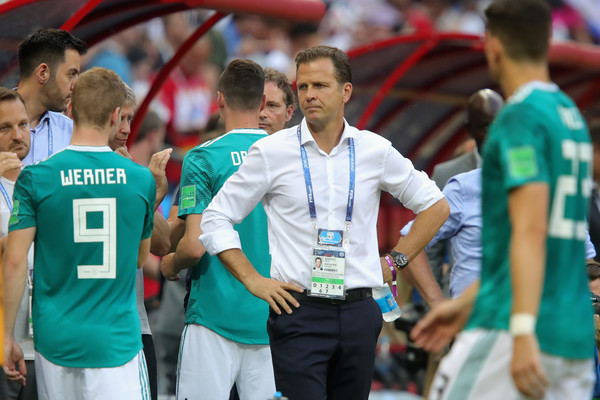 Setelah Mesut Ozil, Giliran Manajer Timnas Jerman yang Diminta Angkat Kaki