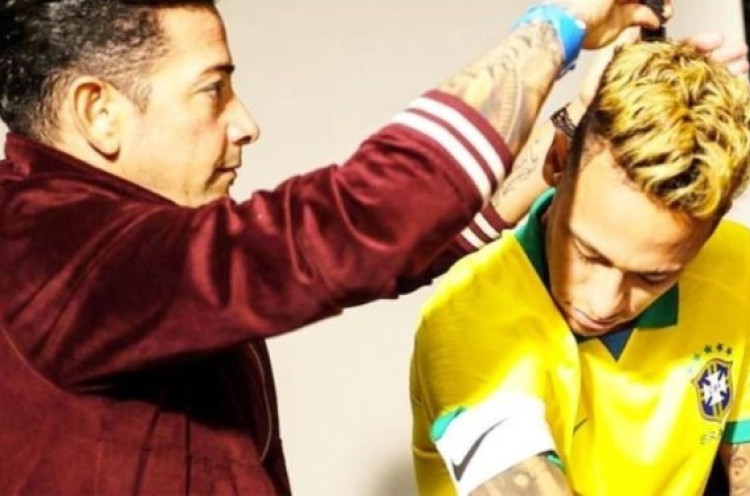 Penata Rambut Neymar Bocorkan Jersey Timnas Brasil untuk Copa America 2019