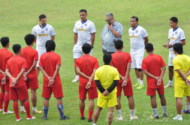 Jelang Liga 1, Latihan Perdana Arema FC Hanya Diikuti 20 Pemain