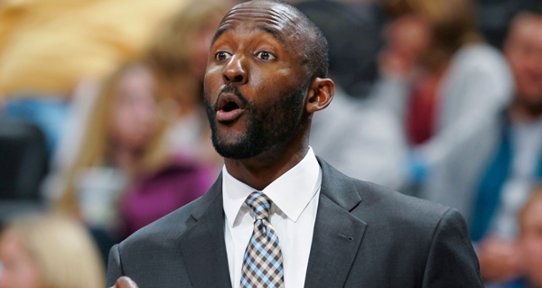 Atlanta Hawks Pecat Kepala Pelatih Lloyd Pierce