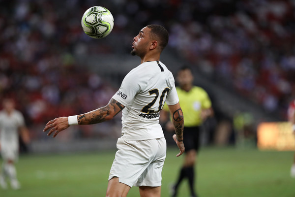 Jurnalis Prancis Kabarkan Eks Bek PSG sedang Komunikasi dengan Persib Bandung