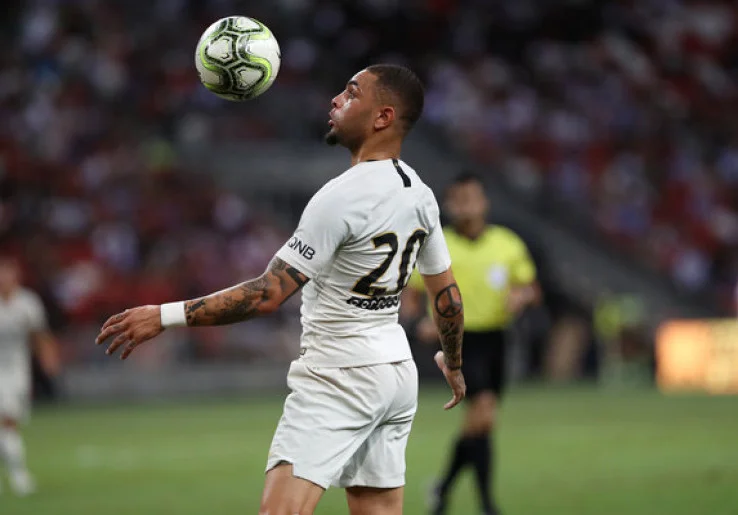 Jurnalis Prancis Kabarkan Eks Bek PSG sedang Komunikasi dengan Persib Bandung