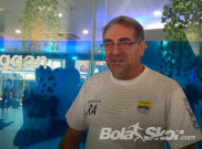 Bersikeras Liga 1 2020 Dilanjutkan, Pelatih Persib Robert Rene Alberts Sindir 12 Klub