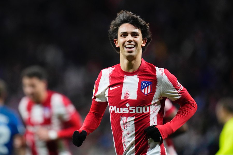 Joao Felix Kirim Kode Keras untuk Barcelona