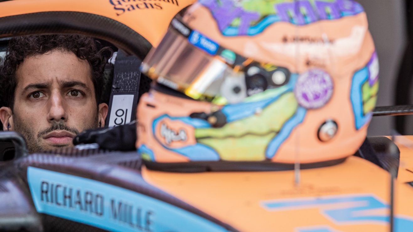 Situasi Ricciardo Bikin Bos Red Bull Sedih