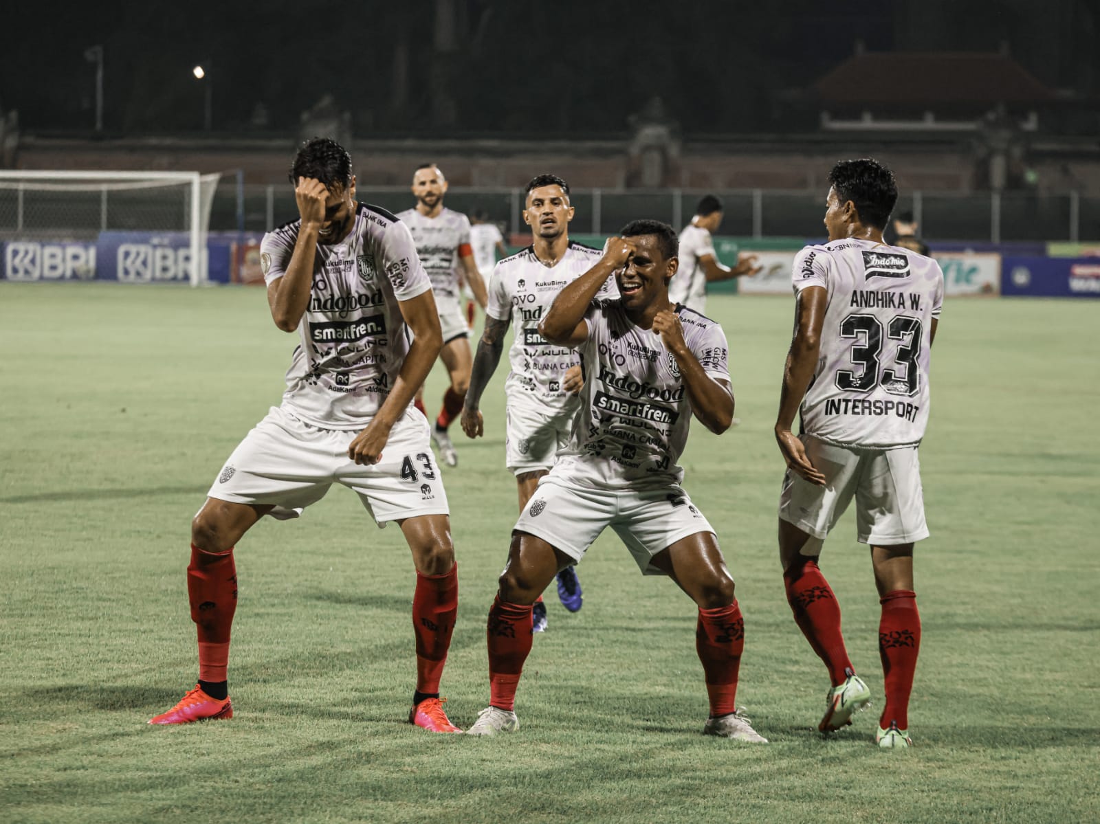 Bali United Buta Kekuatan Barito Putera Racikan Rahmad Darmawan