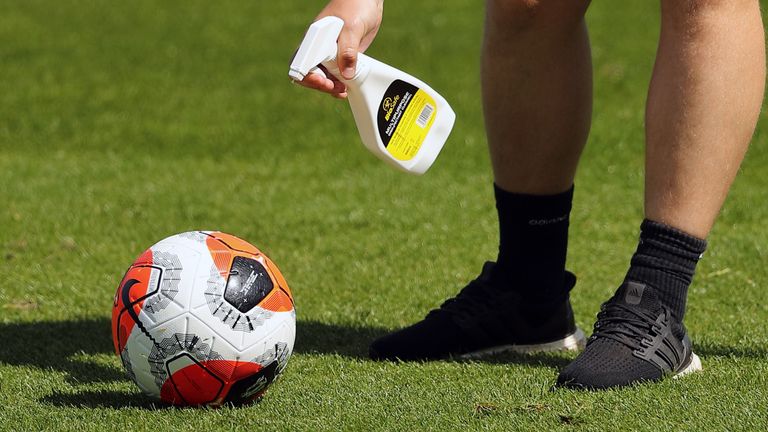 Inggris Lockdown Lagi, Premier League Tetap Lanjut