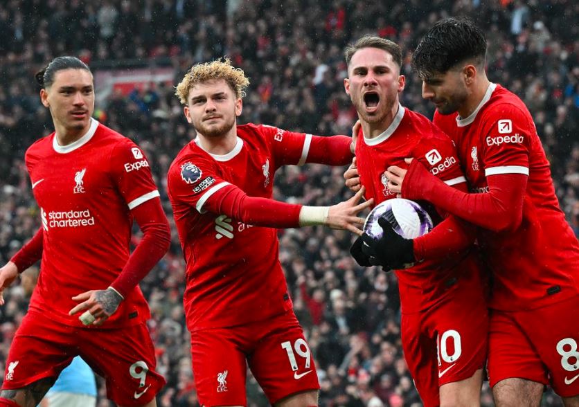 Serangan Bertubi-tubi Liverpool di Anfield bak Tsunami