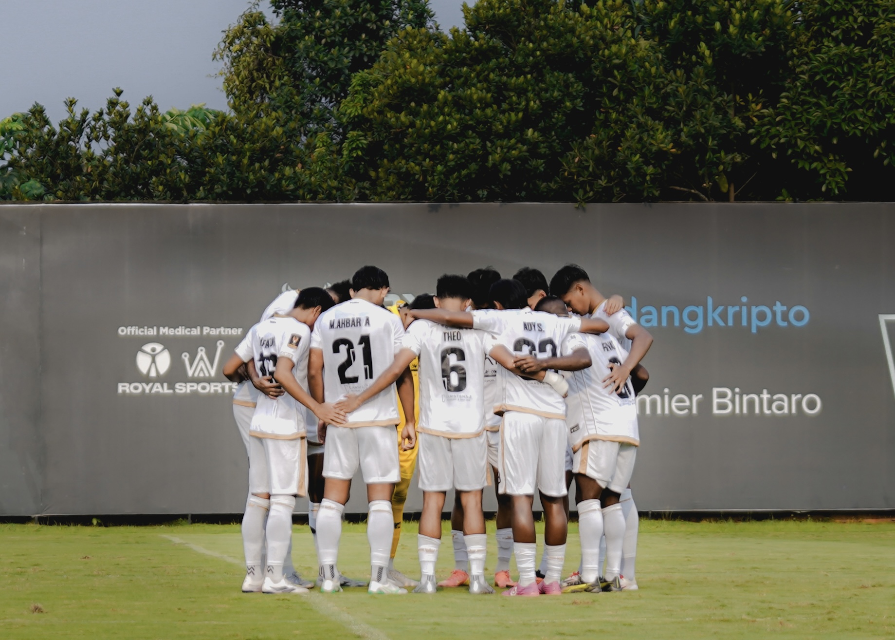 Link Live Streaming Dewa United Banten FC vs Malut United di Super League 2025/2026 Malam Ini