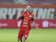 Persija Berjarak 4 Poin dari Puncak Klasemen, Emaxwell Souza Beri Peringatan Rekan-rekannya