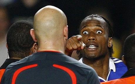 Penggunaan video assistant referee alias VAR