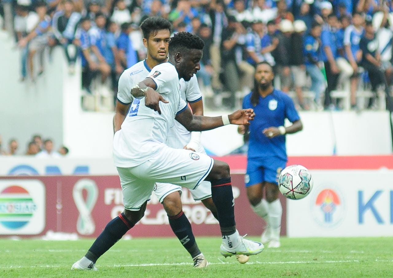 Presiden Arema FC, dari Mekkah untuk Kemenangan Sindo Edan