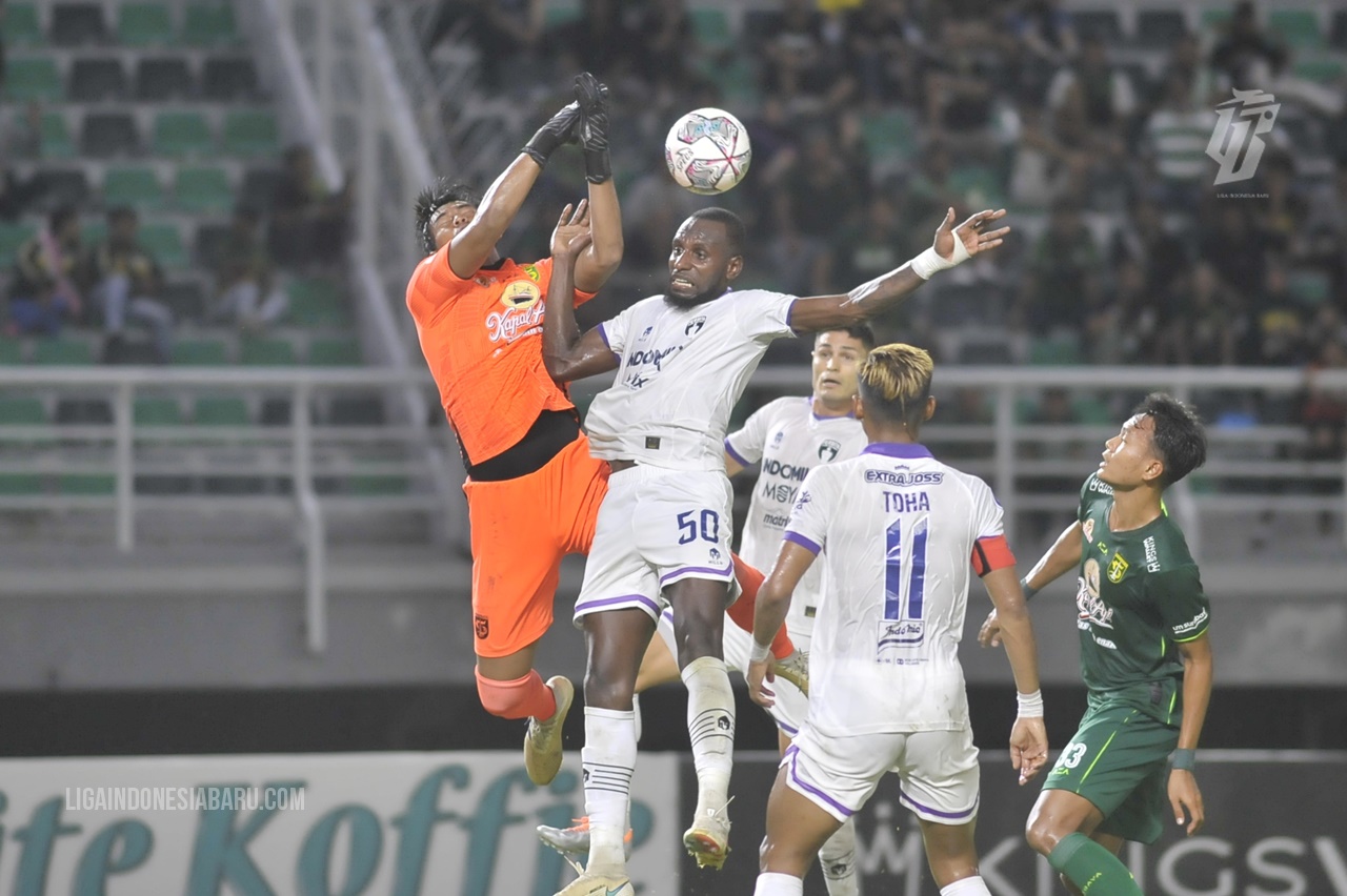 Kartu Merah Agustin Cattaneo Bukan Penyebab Kekalahan Persita di Kandang Persebaya