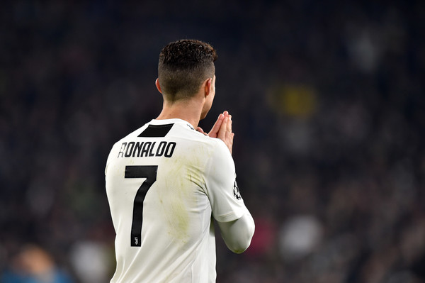 Legenda Portugal Menyesal Tidak Pernah Berikan Assist untuk Cristiano Ronaldo