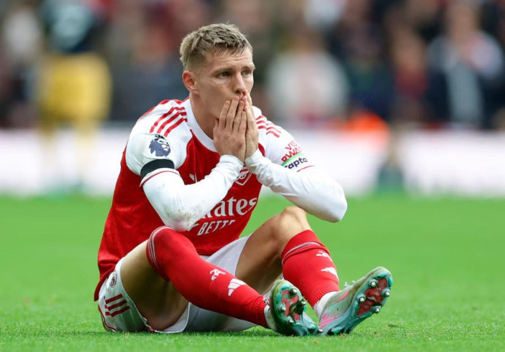 Cedera, Martin Odegaard Diperkirakan Absen Dua Bulan Bela Arsenal
