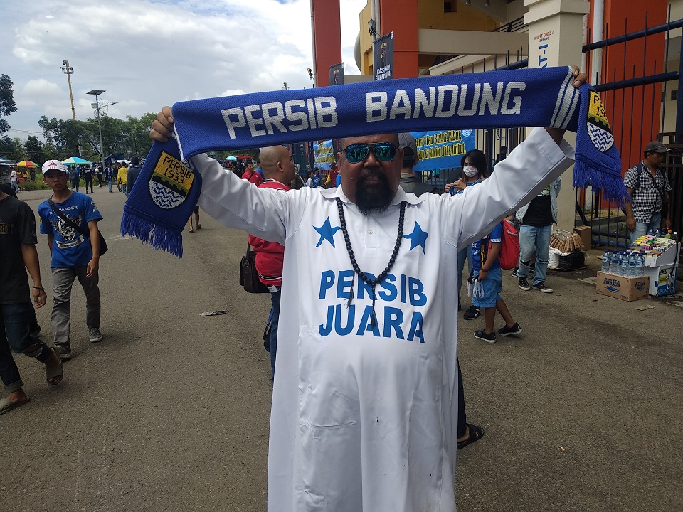 Kisah dari Piala Presiden 2019: Pak Ewok, Syekh Puji-nya Persib Bandung yang Setia