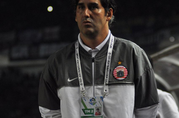 Pelatih Persija Siap Tantang Persib Sesuai Jadwal