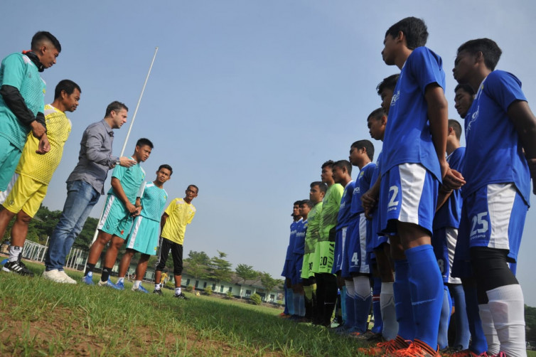 Miljan Radovic Sebut Tambah Dua-Tiga Pemain akan Buat Persib Tambah Kuat