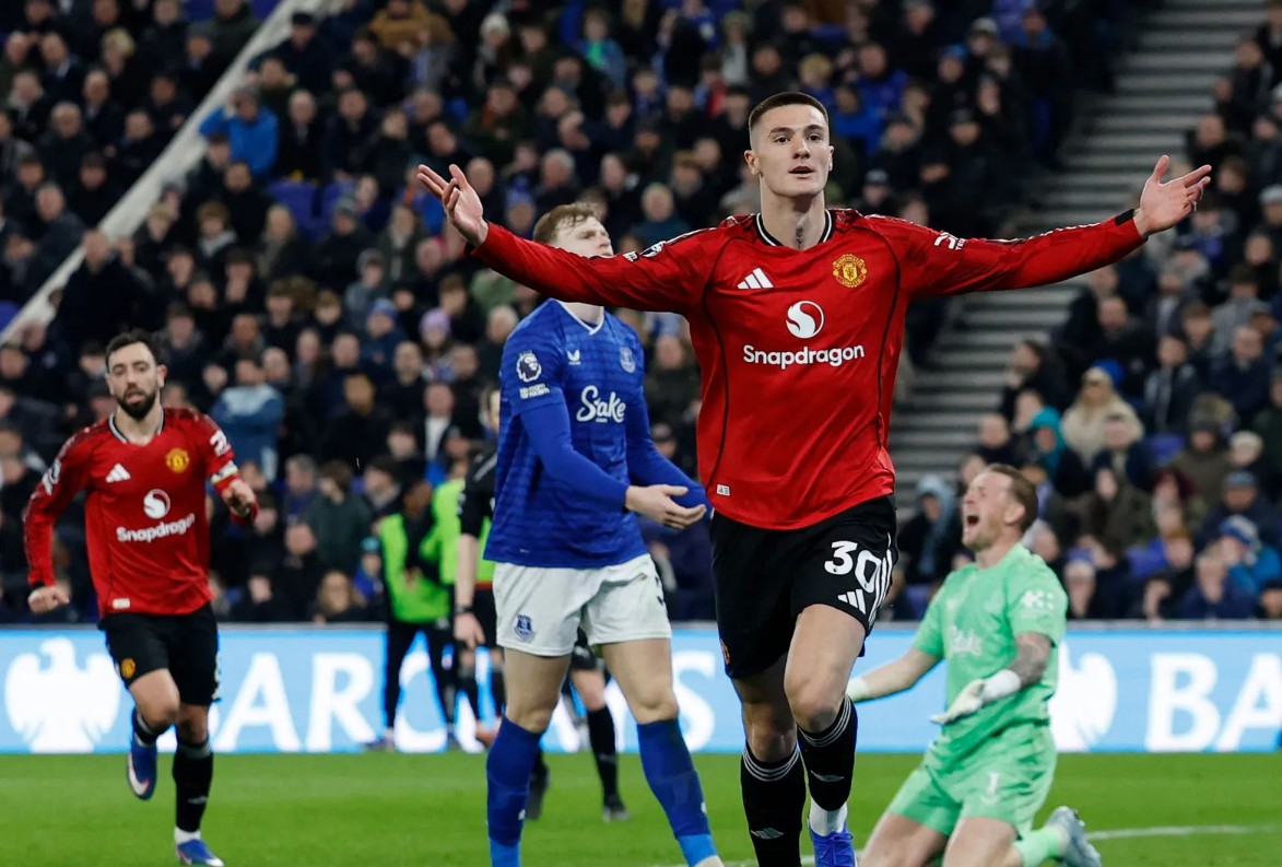 Hasil Premier League: Sesko Cetak Gol, Manchester United Menang di Markas Everton